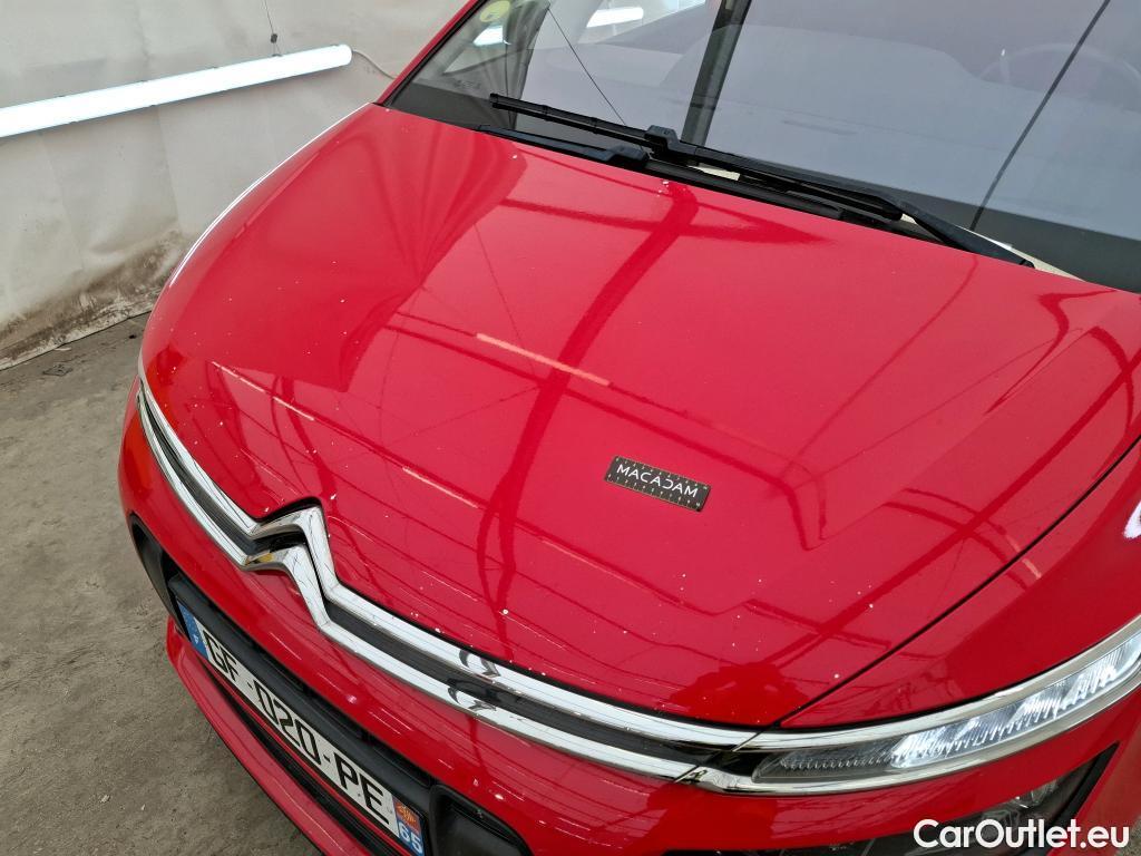  Citroen  C4 Grand Picasso  Shine 1.5 BlueHDi 130CV BVA8 Repeint en Rouge / Teinte SIV Blanc Banquise./ WHITE CAR REPAINT IN RED #10