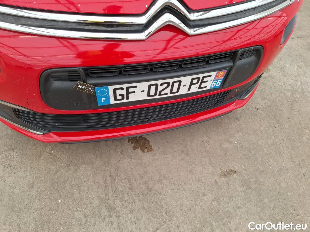  Citroen  C4 Grand Picasso  Shine 1.5 BlueHDi 130CV BVA8 Repeint en Rouge / Teinte SIV Blanc Banquise./ WHITE CAR REPAINT IN RED #17