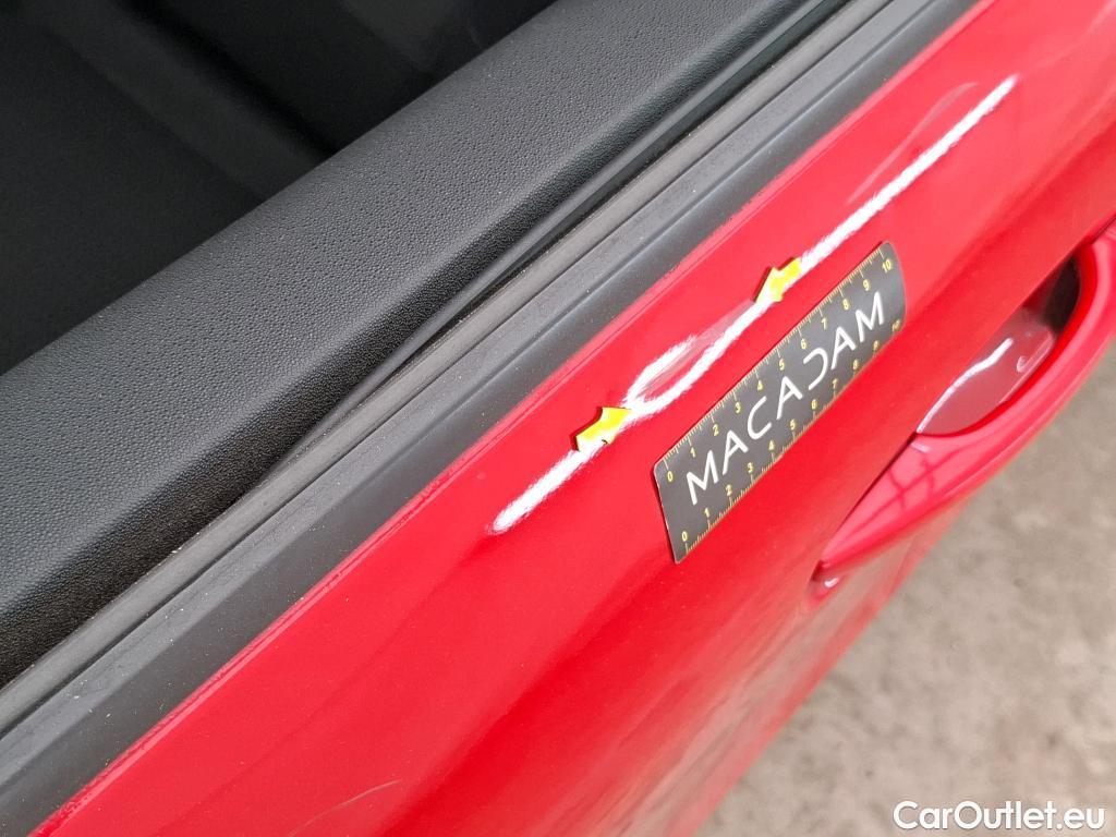  Citroen  C4 Grand Picasso  Shine 1.5 BlueHDi 130CV BVA8 Repeint en Rouge / Teinte SIV Blanc Banquise./ WHITE CAR REPAINT IN RED #53