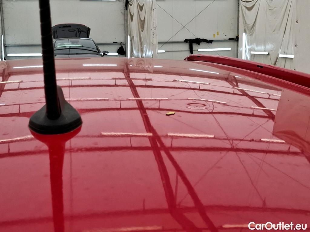  Citroen  C4 Grand Picasso  Shine 1.5 BlueHDi 130CV BVA8 Repeint en Rouge / Teinte SIV Blanc Banquise./ WHITE CAR REPAINT IN RED #9