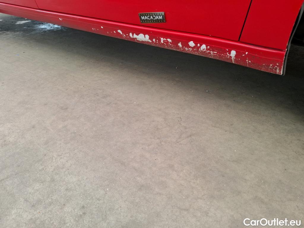  Citroen  C4 Grand Picasso  Shine 1.5 BlueHDi 130CV BVA8 Repeint en Rouge / Teinte SIV Blanc Banquise./ WHITE CAR REPAINT IN RED #24