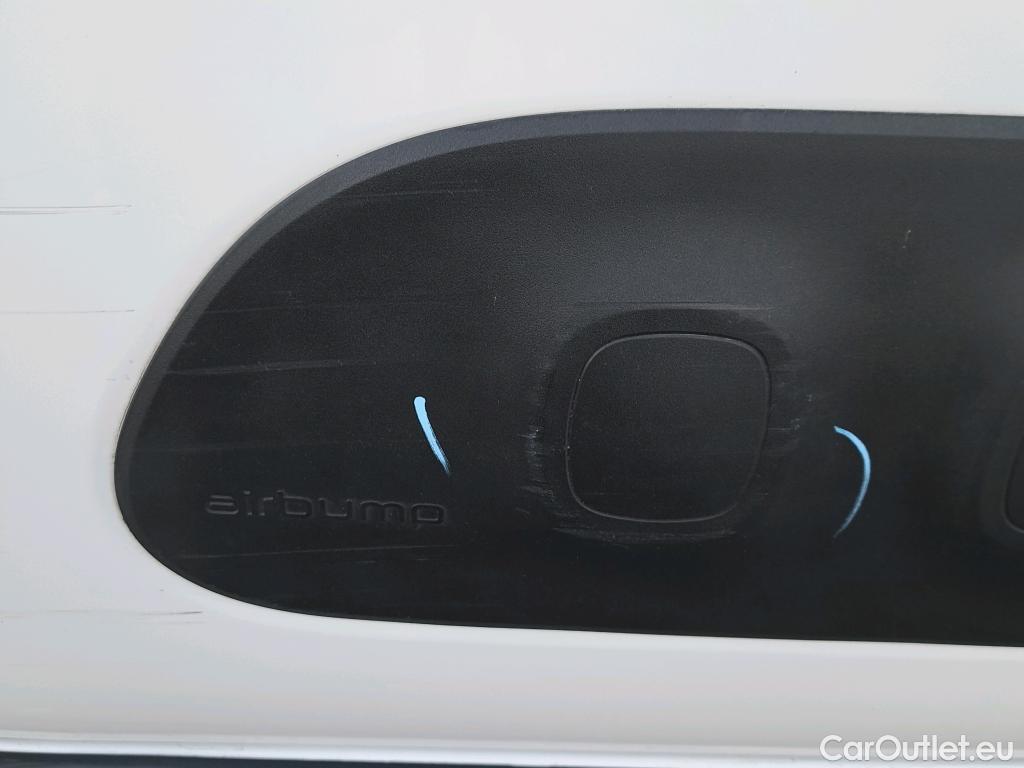  Citroen  C3 CITROEN  / 2016 / 5P / berlina con portón PureTech 60KW (82CV) FEEL (CX) #32