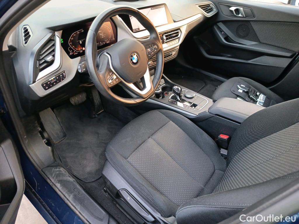  Bmw  Serie 1 BMW  / 2019 / 5P / berlina con portón 118d #2