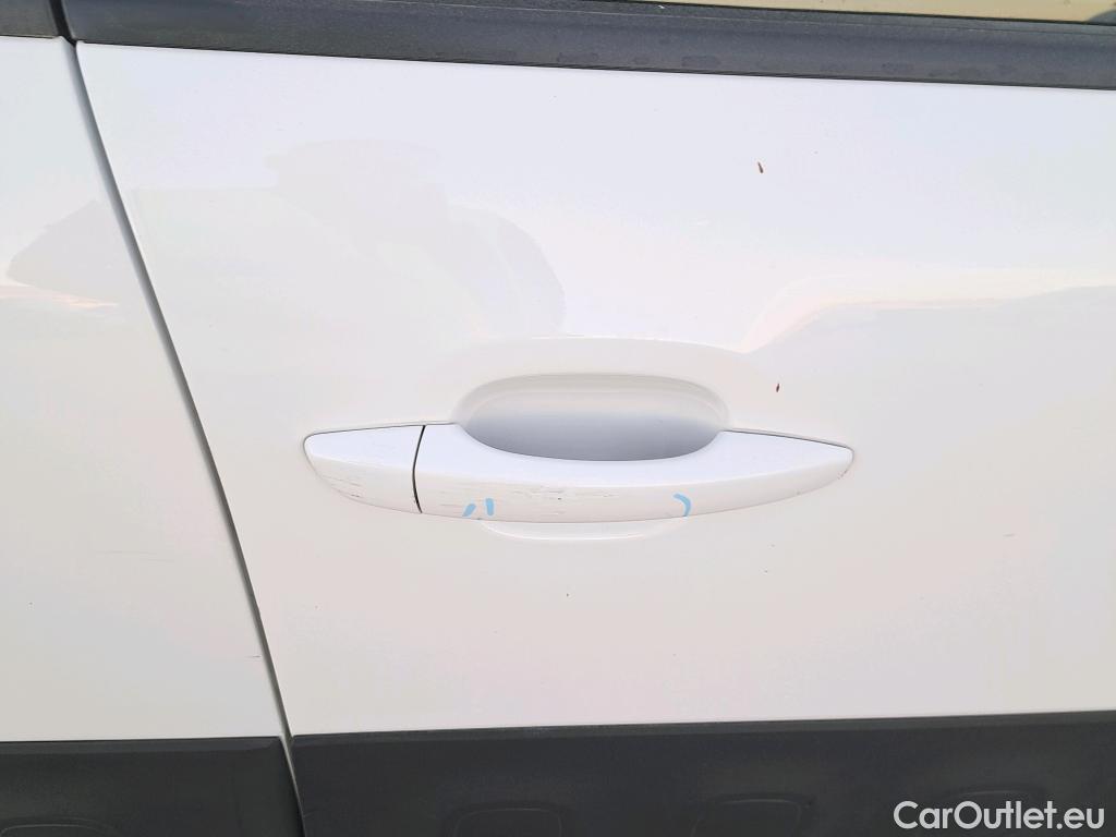  Citroen  C3 CITROEN  / 2016 / 5P / berlina con portón PureTech 60KW (82CV) FEEL (CX) #40