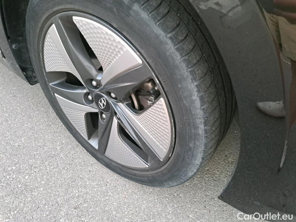  Hyundai   Ioniq HYUNDAI / 2019 / 5P / berlina con portón 1.6 GDI HEV Tecno DCT #10