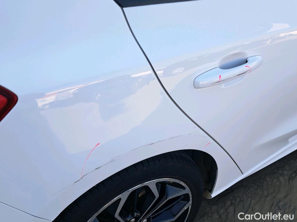  Ford  Focus FORD  / 2018 / 5P / berlina con portón 1.0 Ecoboost MHEV 92kW ST-Line #5