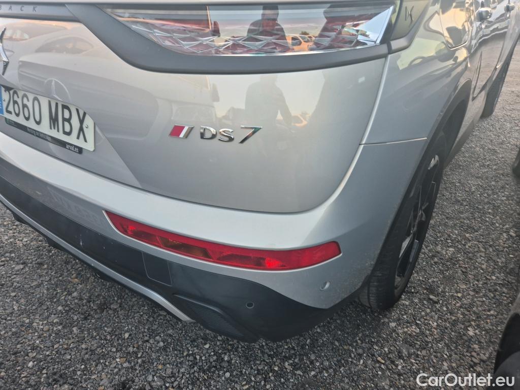  DS  DS7 DS DS 7 Crossback / 2017 / 5P / todoterreno BlueHDi DE 96kW (130CV) AT. PERF.LINE #23