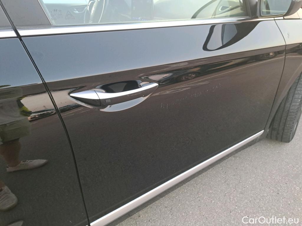  Hyundai   Ioniq HYUNDAI / 2019 / 5P / berlina con portón 1.6 GDI HEV Tecno DCT #33