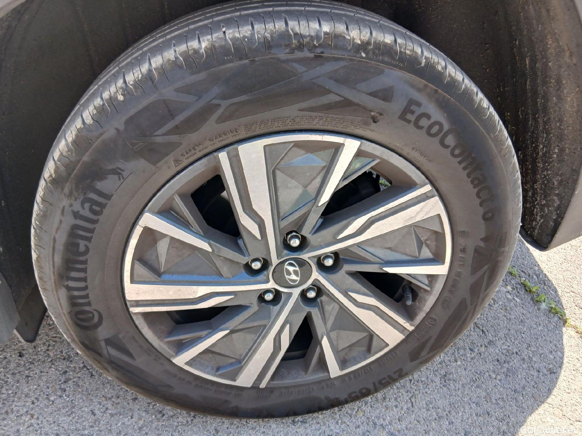  Hyundai  Tucson HYUNDAI  / 2020 / 5P / todoterreno 1.6 CRDI 85kW (115CV) Klass #18