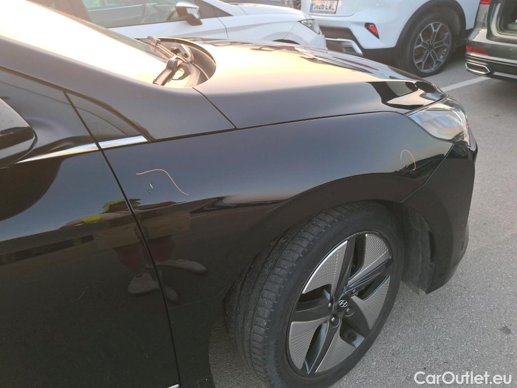  Hyundai   Ioniq HYUNDAI / 2019 / 5P / berlina con portón 1.6 GDI HEV Tecno DCT #15