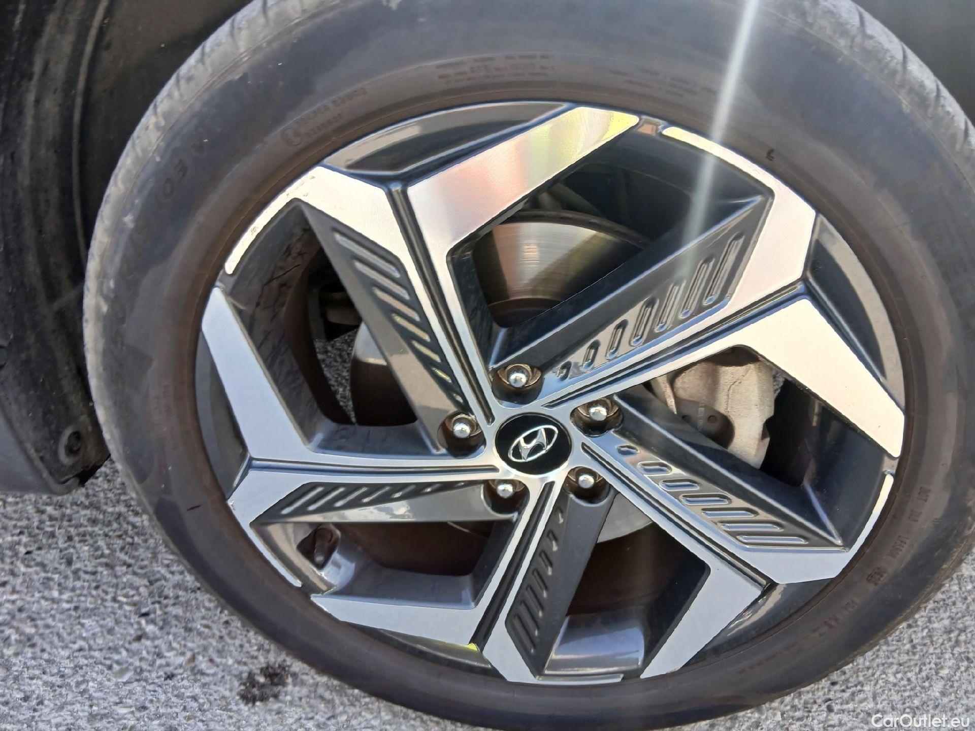  Hyundai  Tucson HYUNDAI  / 2020 / 5P / todoterreno 1.6 TGDI PHEV 195kW Style Auto 4x4 #30