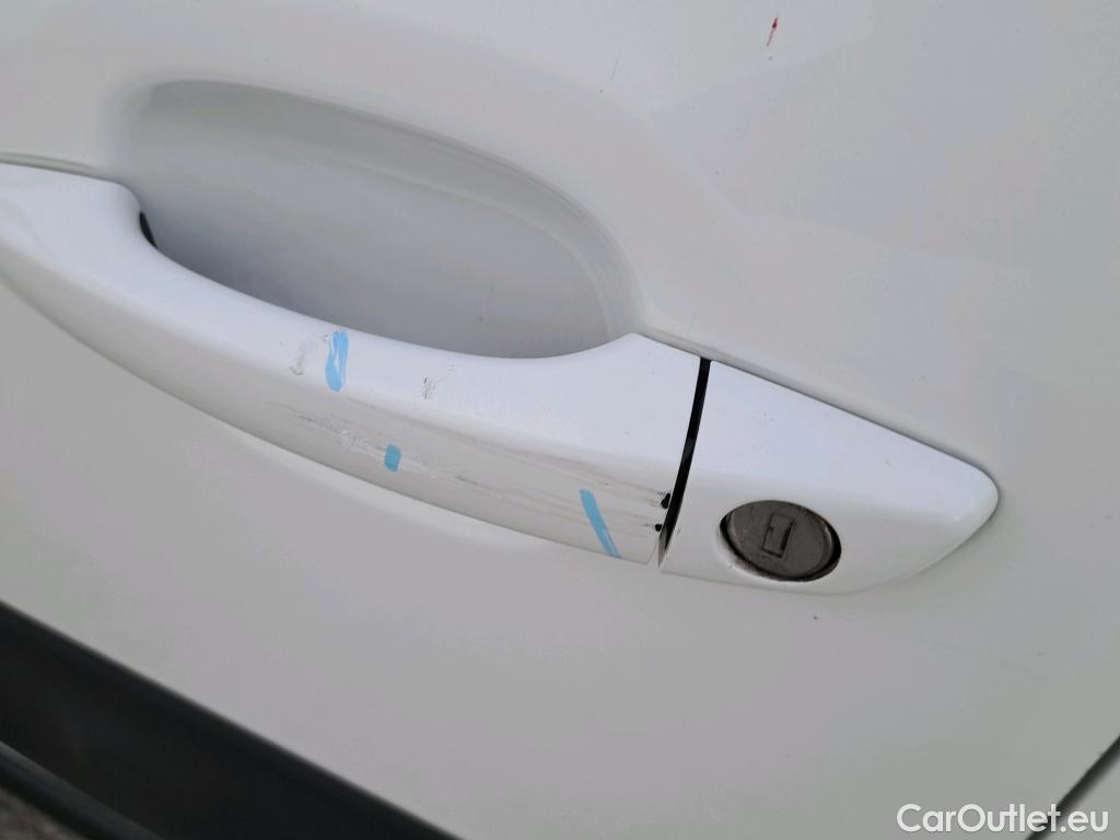  Citroen  C3 CITROEN  / 2016 / 5P / berlina con portón PureTech 60KW (82CV) FEEL (CX) #45