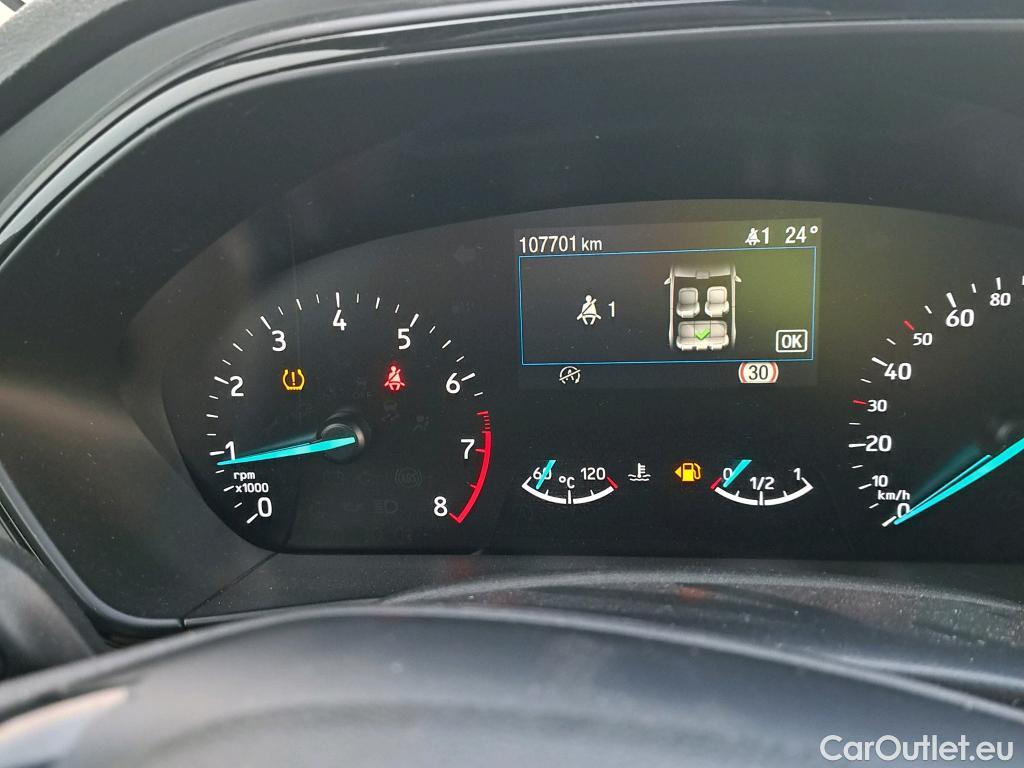  Ford  Focus FORD  / 2018 / 5P / berlina con portón 1.0 Ecoboost MHEV 92kW ST-Line #30