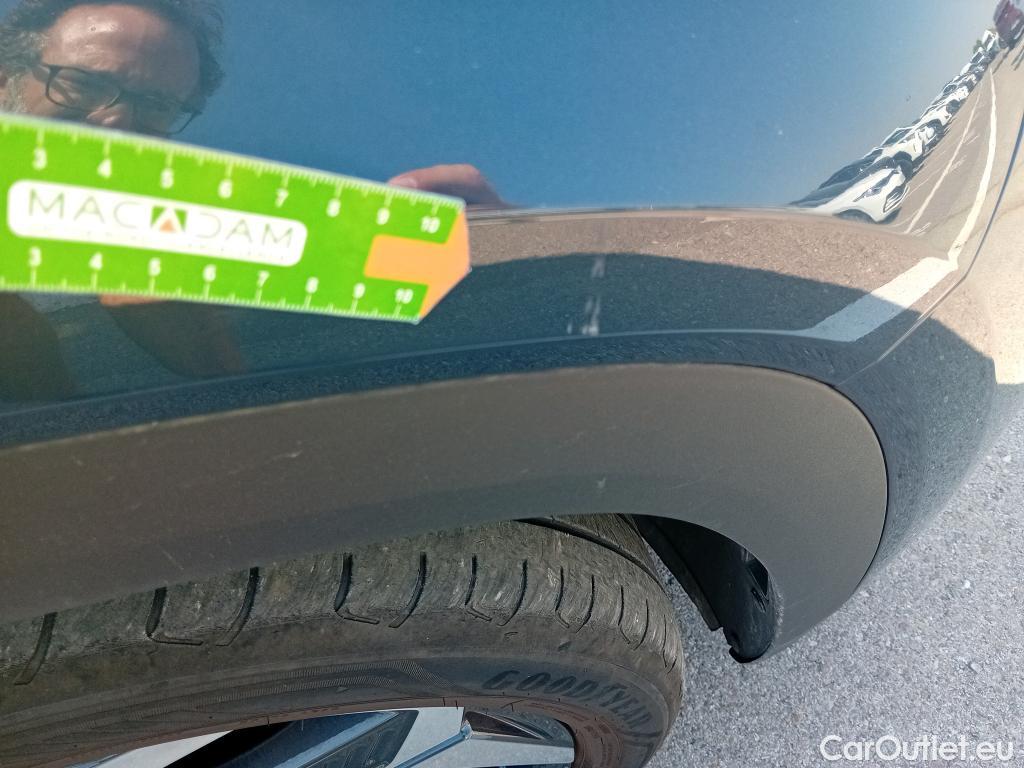  Hyundai  Tucson HYUNDAI  / 2020 / 5P / todoterreno 1.6 TGDI 169kW HEV Tecno Sky Auto #27