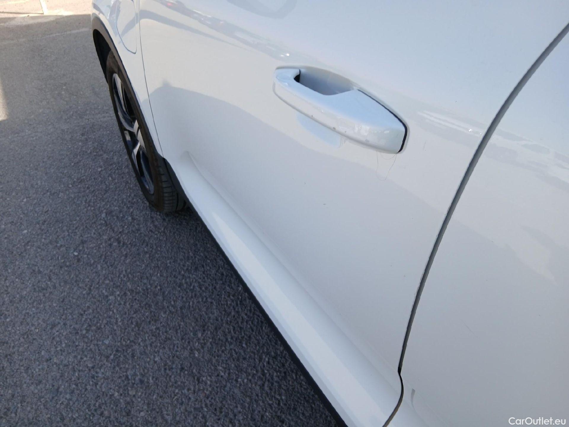  Volvo  XC 40 VOLVO XC40 / 2017 / 5P / todoterreno 1.5 T4 Twin Recharge R-Design Auto #6