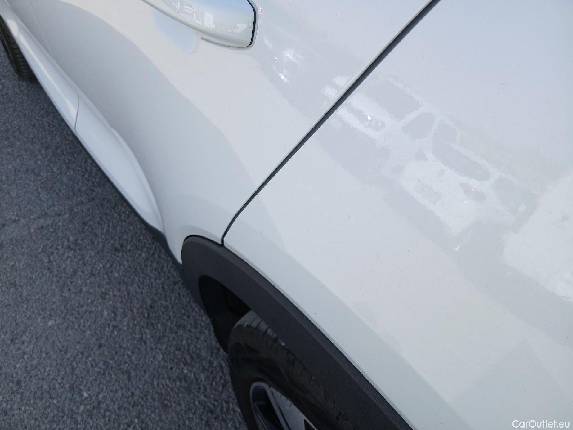  Volvo  XC 40 VOLVO XC40 / 2017 / 5P / todoterreno 1.5 T4 Twin Recharge R-Design Auto #9