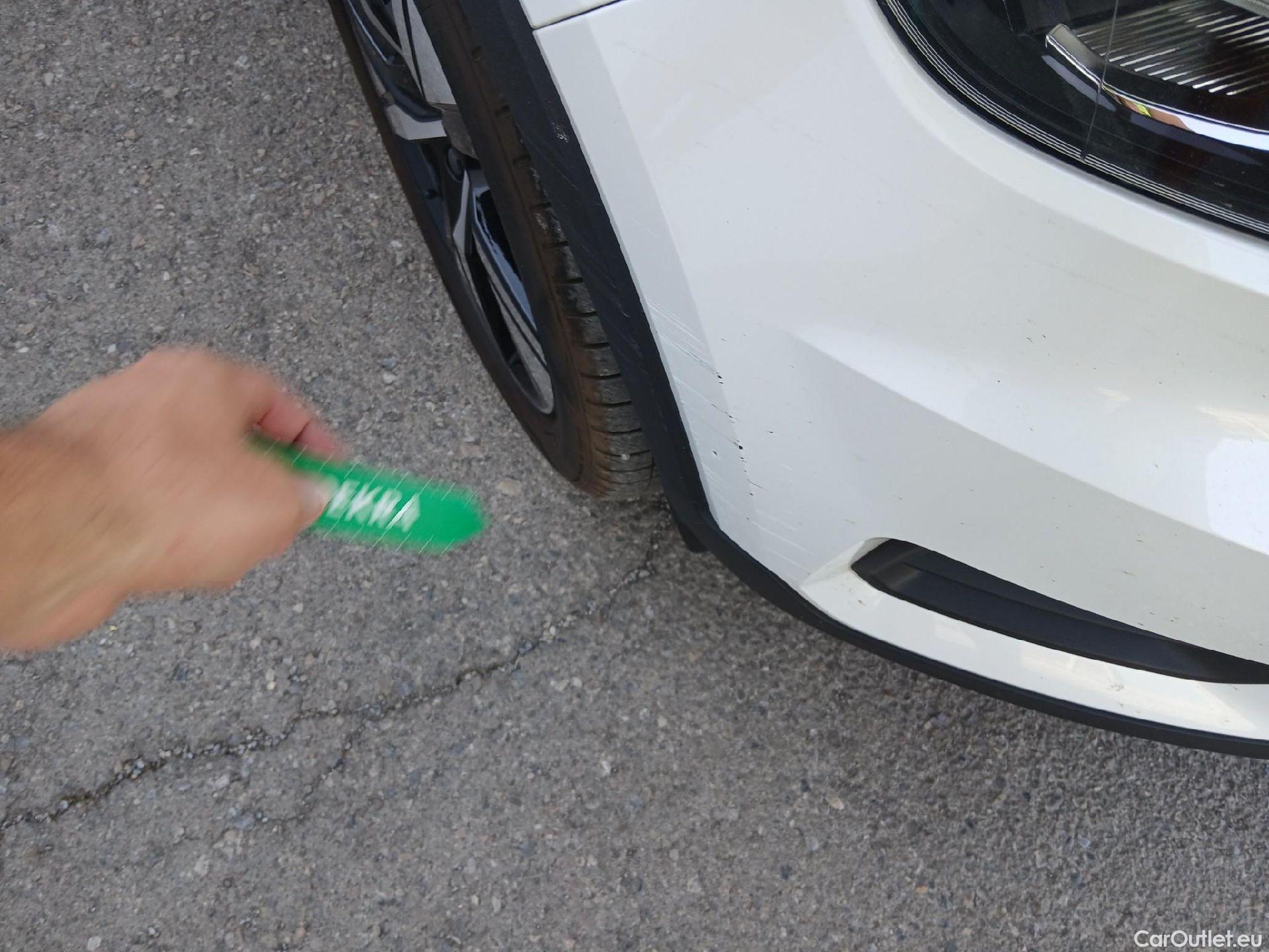  Volvo  XC 40 VOLVO XC40 / 2017 / 5P / todoterreno 1.5 T4 Twin Recharge R-Design Auto #2