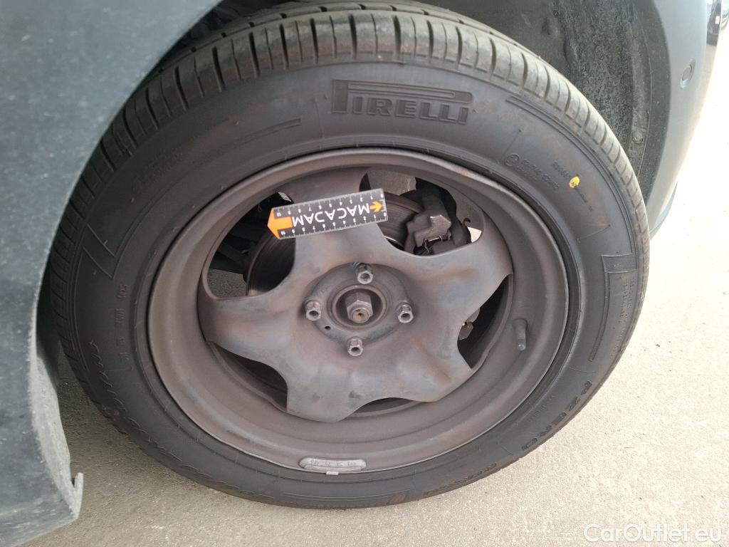  Citroen  C3  Shine Business 1.2 PureTech 110CV BVM6 E6d #26