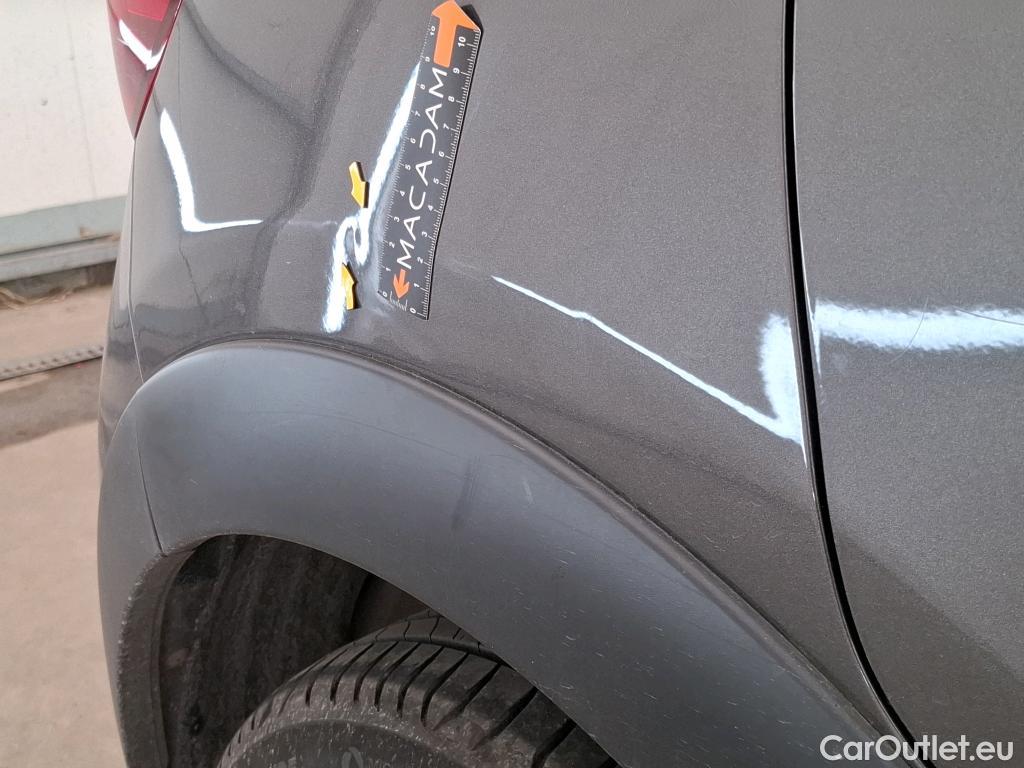  Citroen  C3  Shine Business 1.2 PureTech 110CV BVM6 E6d #2