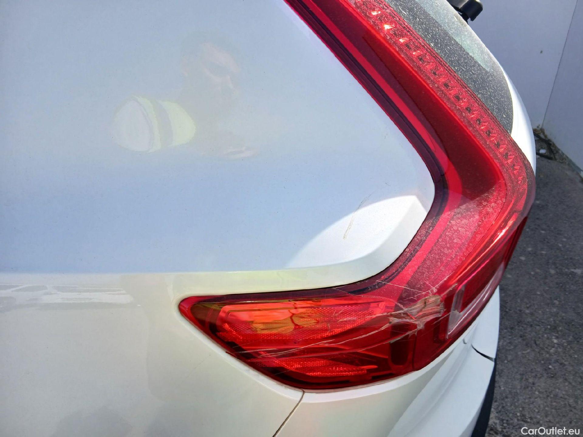  Volvo  XC 40 VOLVO XC40 / 2017 / 5P / todoterreno 1.5 T4 Twin Recharge R-Design Auto #13