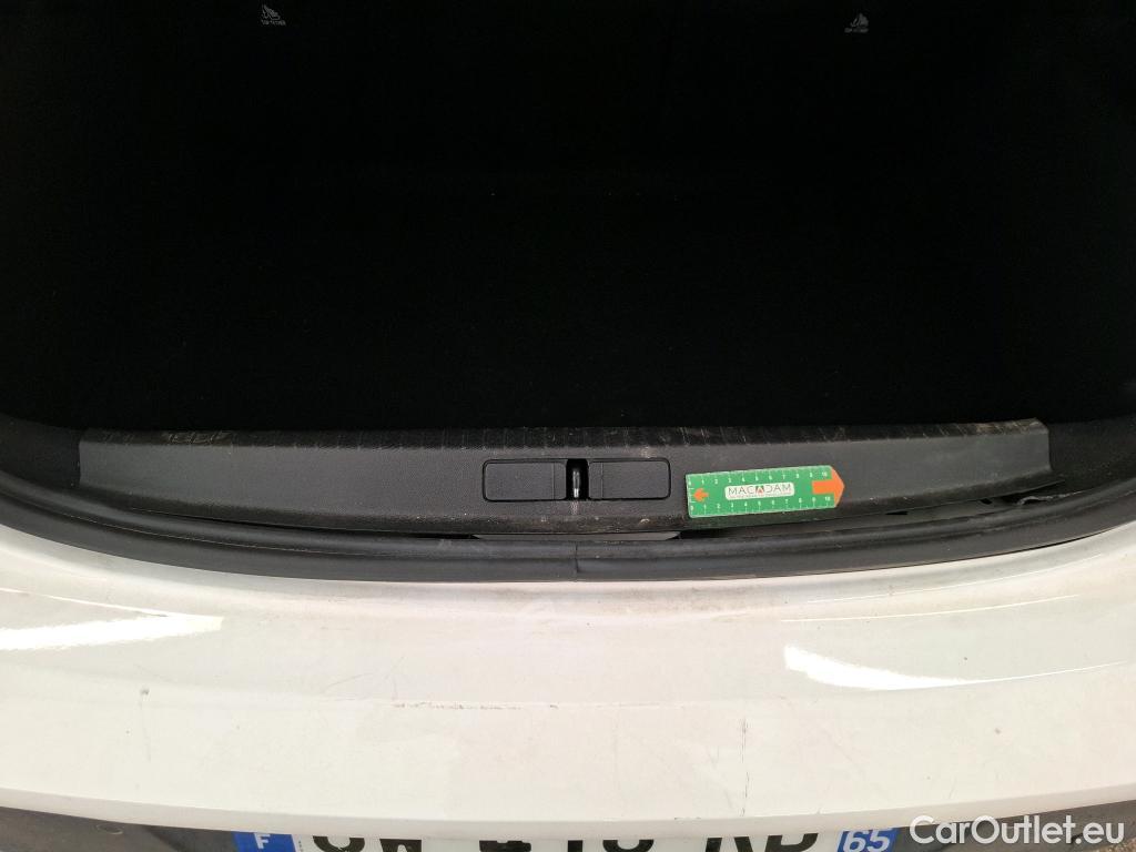  Peugeot  208  Active 1.2 PureTech 100CV BVM6 E6d #70