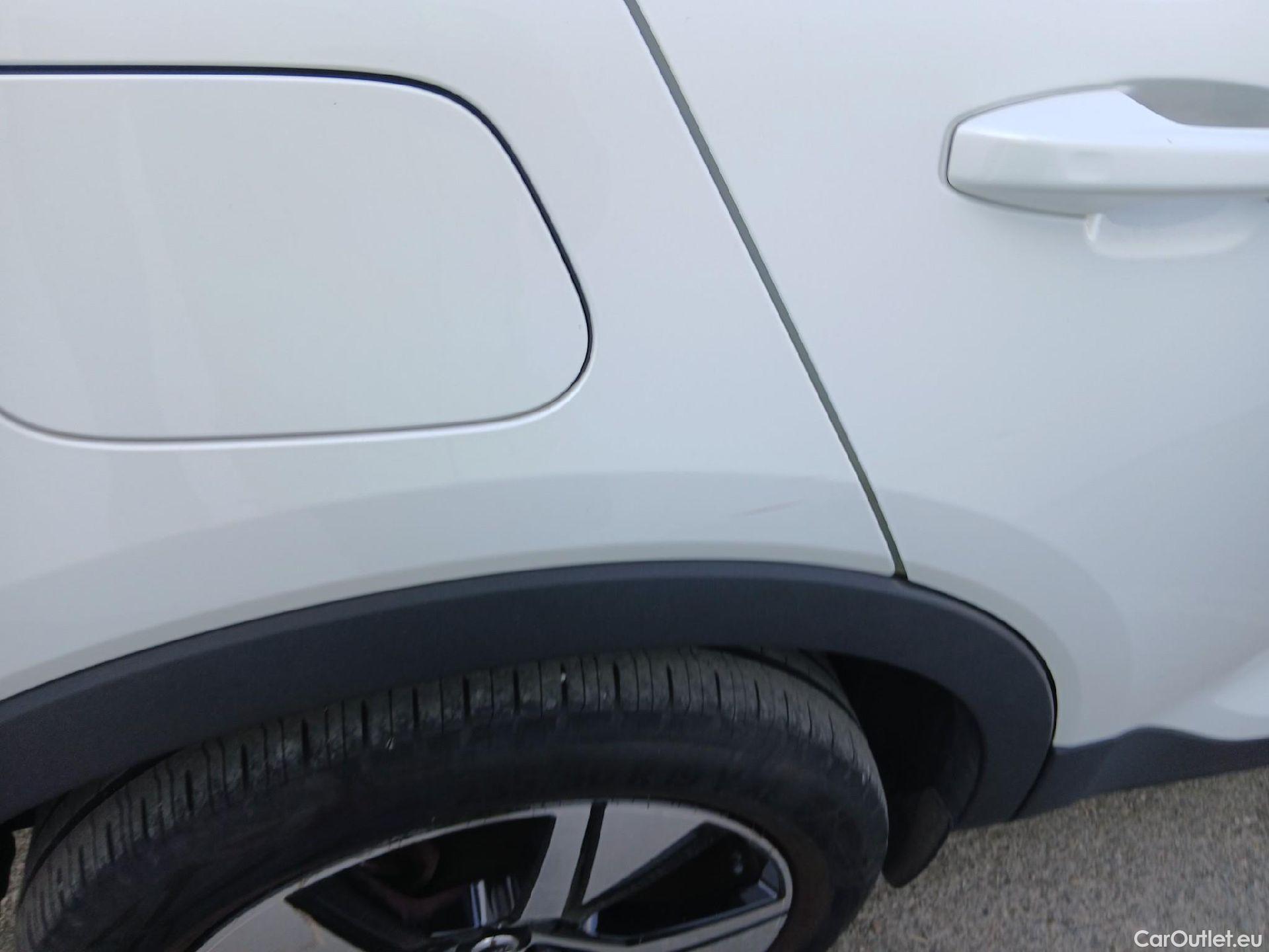  Volvo  XC 40 VOLVO XC40 / 2017 / 5P / todoterreno 1.5 T4 Twin Recharge R-Design Auto #23