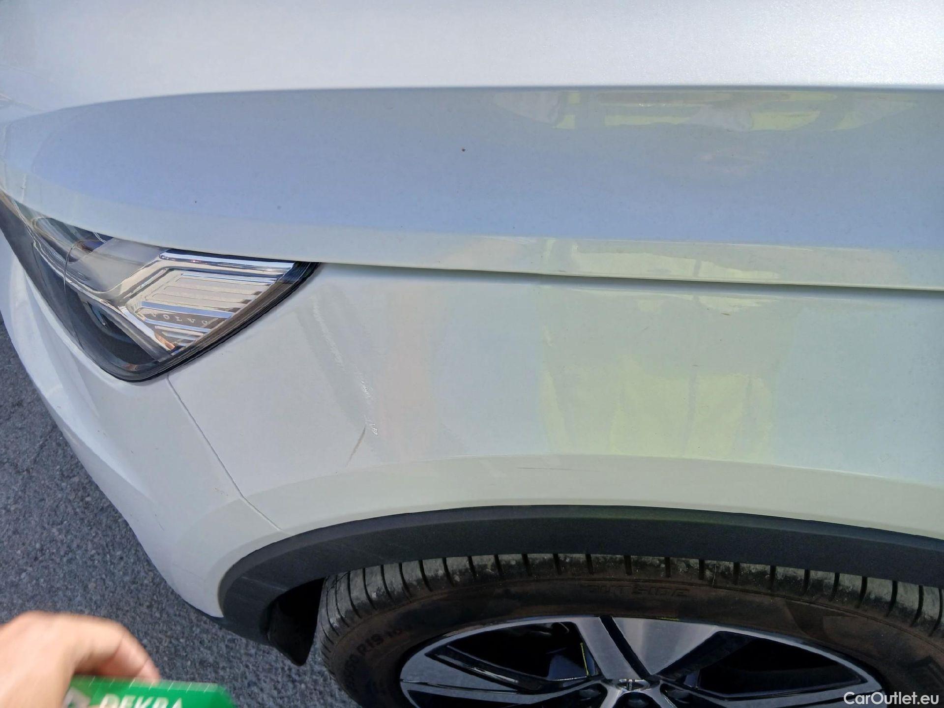 Volvo  XC 40 VOLVO XC40 / 2017 / 5P / todoterreno 1.5 T4 Twin Recharge R-Design Auto #4
