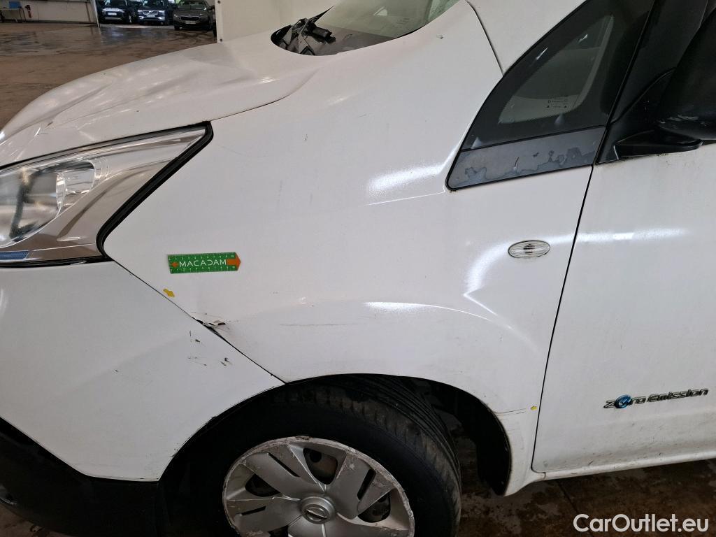 Nissan  NV200 NISSAN e- / 2009 / 4P / Fourgon tôlé 40kWh 109ch N-Connecta Electrique #21
