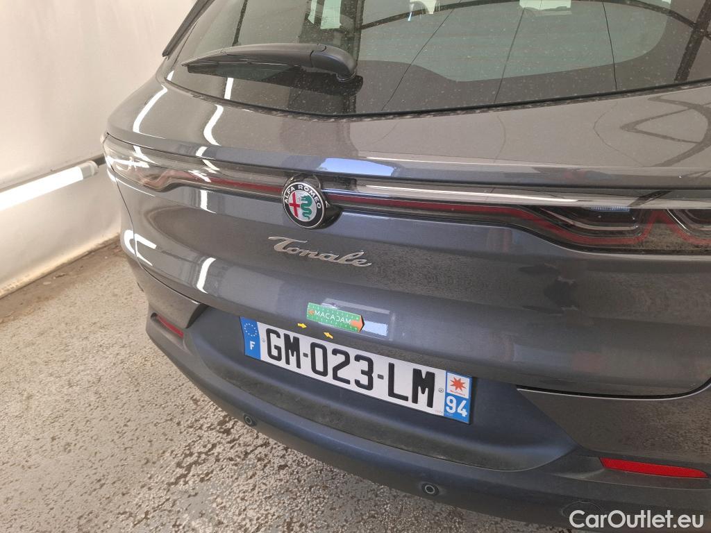  Alfa Romeo  TONALE  / 2022 / 5P / SUV 1.5T Hybrid 130 TCT7 Sprint #5