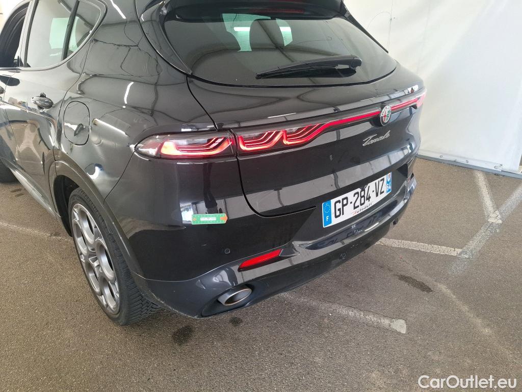 Alfa Romeo  TONALE ALFA ROMEO  / 2022 / 5P / SUV 1.3T PHEV 280 AT6 Q4 Veloce #67