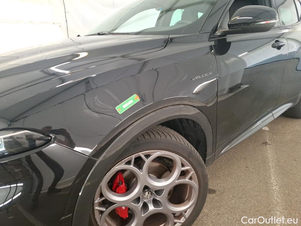  Alfa Romeo  TONALE ALFA ROMEO  / 2022 / 5P / SUV 1.3T PHEV 280 AT6 Q4 Veloce #63