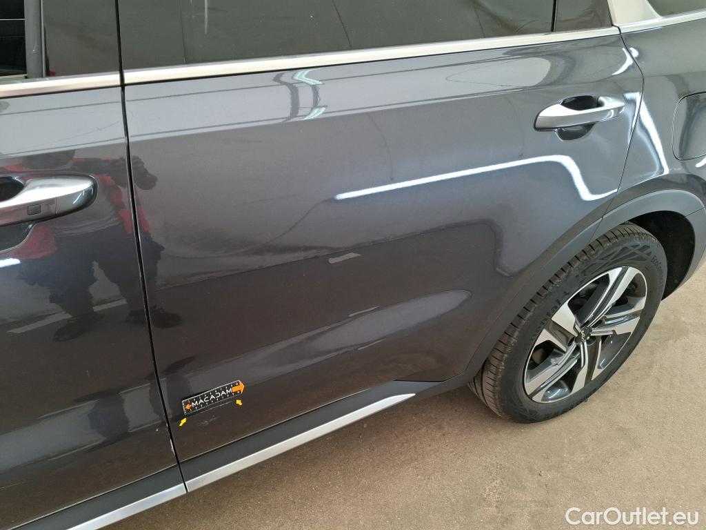  KIA  Sorento KIA  / 2020 / 5P / SUV 1.6 T-GDI PHEV 4WD DESIGN BUS AT 7-SEATS #16