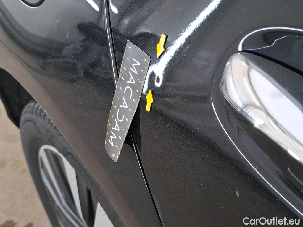  Mercedes  A-Klasse MERCEDES-BENZ Classe A Berline / 2018 / 4P / Berline A 250 e Business Line 8G-DCT #24