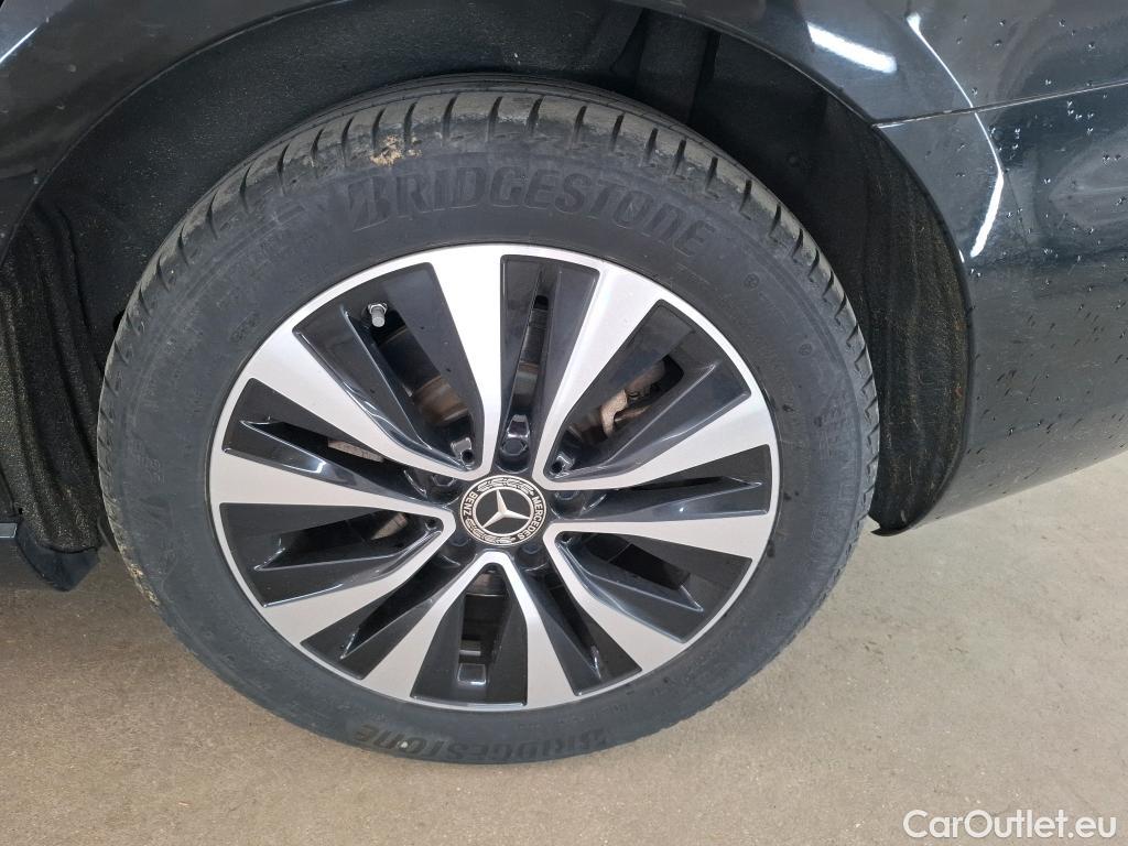  Mercedes  A-Klasse MERCEDES-BENZ Classe A Berline / 2018 / 4P / Berline A 250 e Business Line 8G-DCT #13