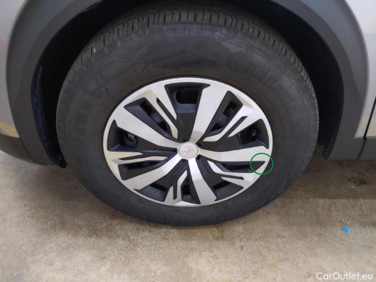  Peugeot  2008  (e-) Active Pack 50kWh BVA #9