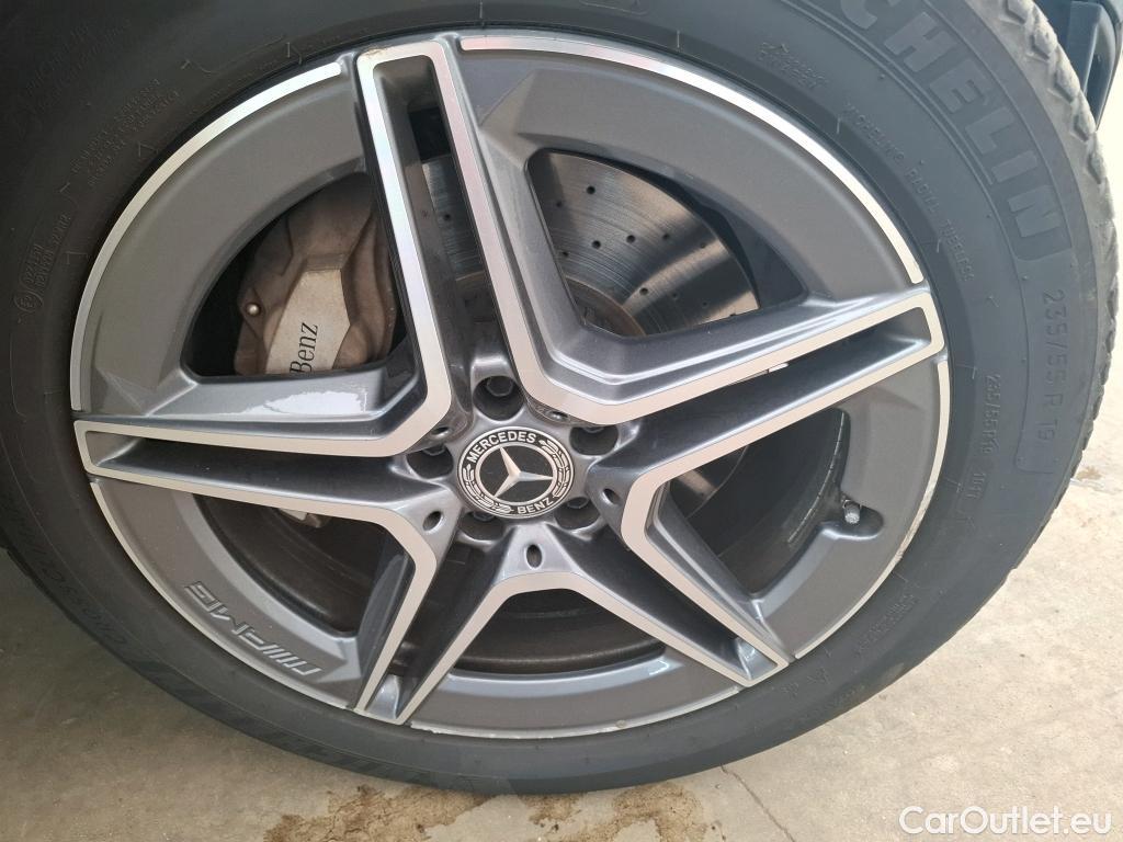  Mercedes  G-Klasee MERCEDES-BENZ GLC / 2019 / 5P / SUV 2.0 GLC 300 E AMG LINE 4MATIC #13