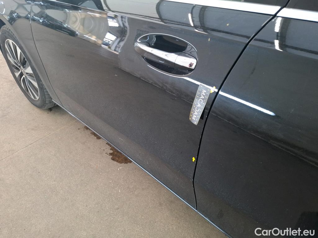  Mercedes  A-Klasse MERCEDES-BENZ Classe A Berline / 2018 / 4P / Berline A 250 e Business Line 8G-DCT #16