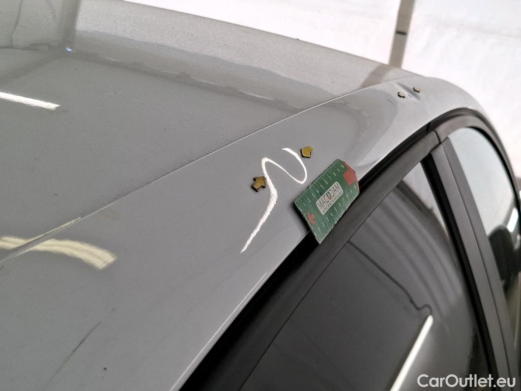  Peugeot  208  (e-) Style 50kWh BVA #22