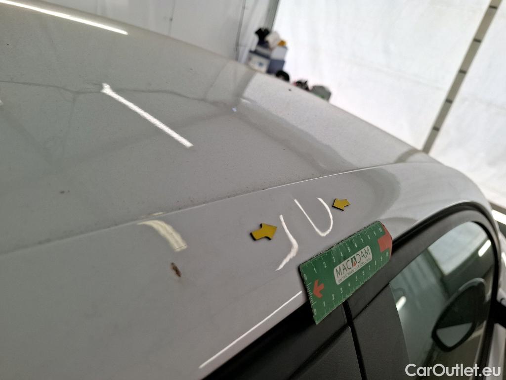  Peugeot  208  (e-) Style 50kWh BVA #24