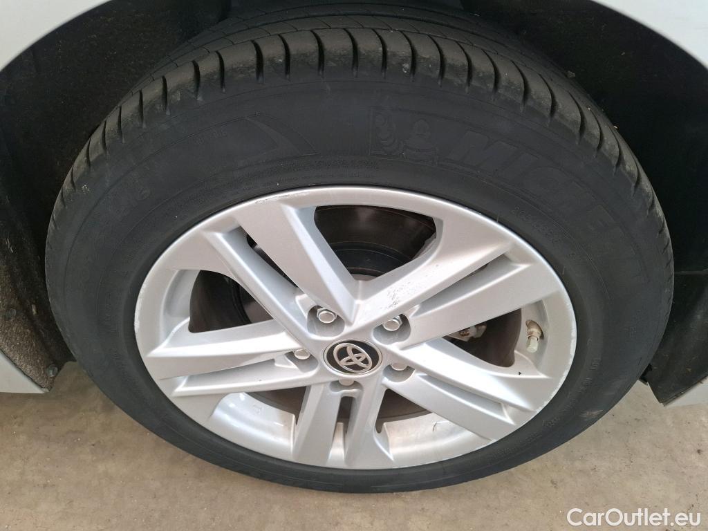  Toyota  Corolla TOYOTA  / 2018 / 5P / Berline Hybride 184h Dynamic Business Stage Acad #25