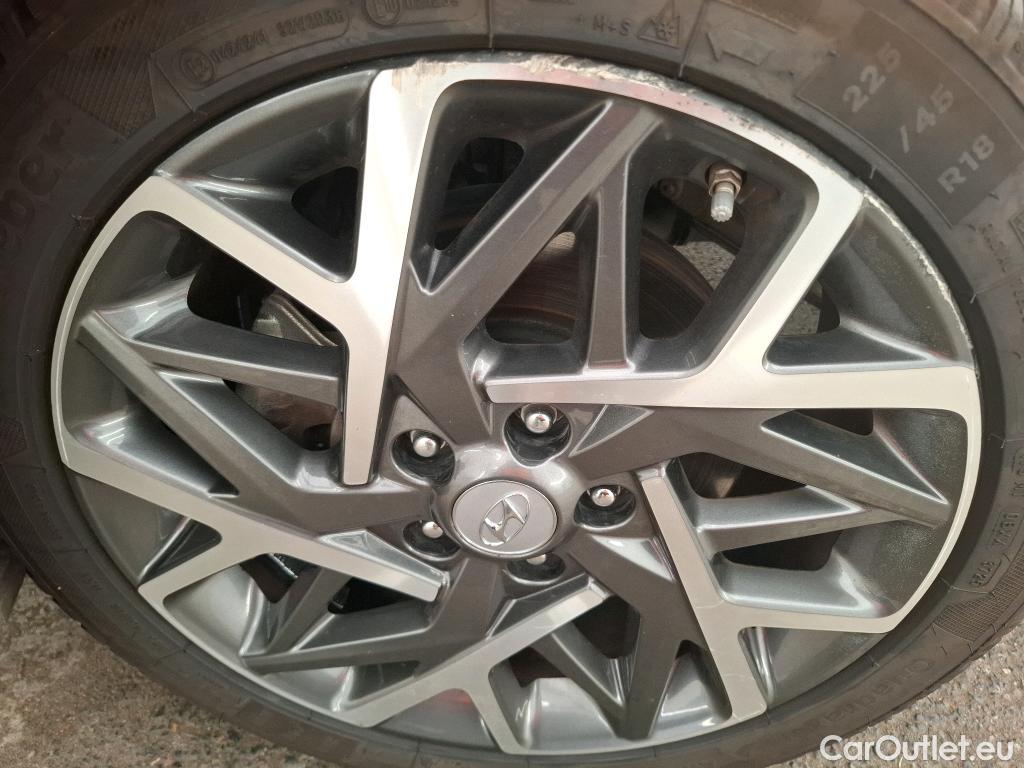  Hyundai  Konna Kona Creative Hybrid 2WD 1.6 GDI 140CV BVA6 E6d #2