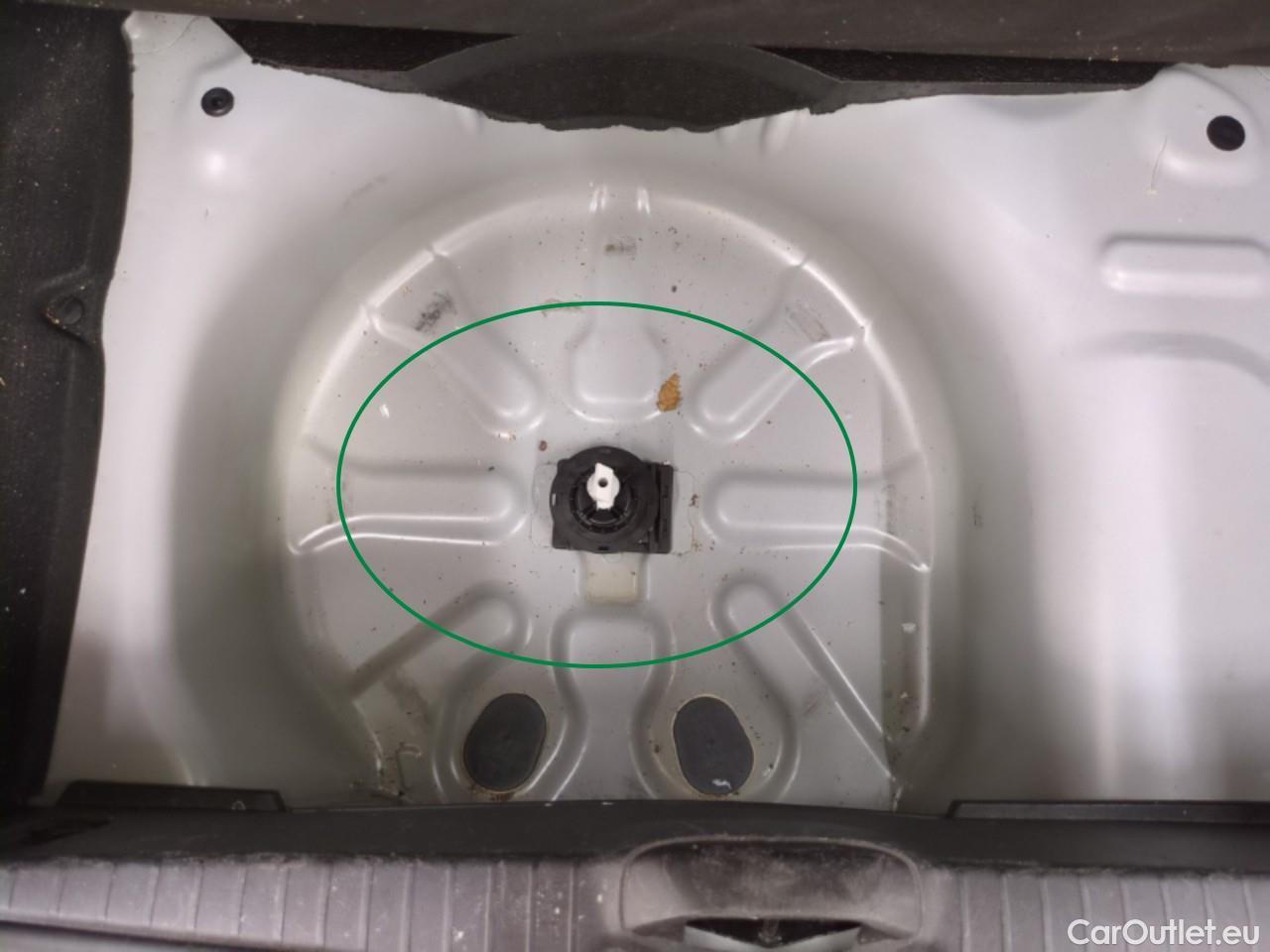  Peugeot  208  Signature 1.2 PureTech 80CV BVM5 E6dT #4