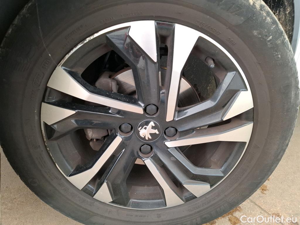  Peugeot  2008  Allure Business 1.2 PureTech 130CV BVM6 E6d #12