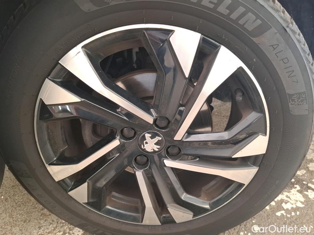  Peugeot  2008  Allure 1.2 PureTech 100CV BVM6 E6d #11