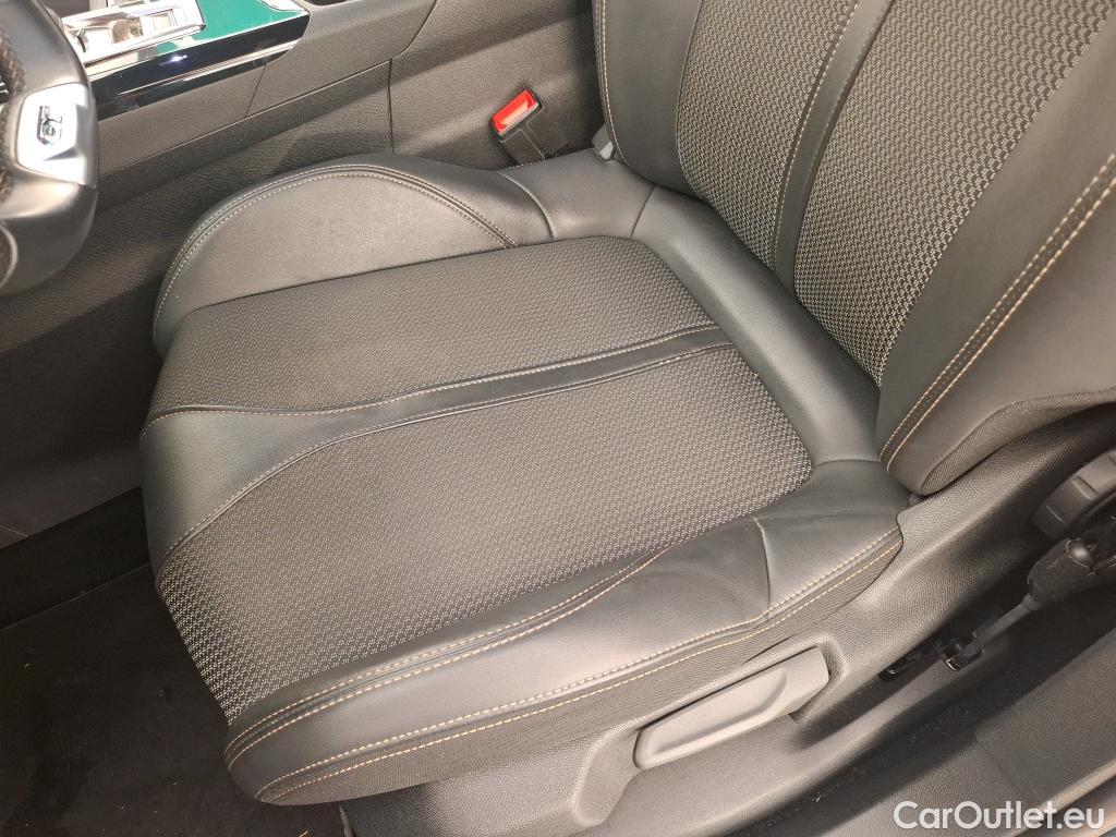  Peugeot  3008  II GT 1.2 PureTech 130CV BVA8 E6d #11
