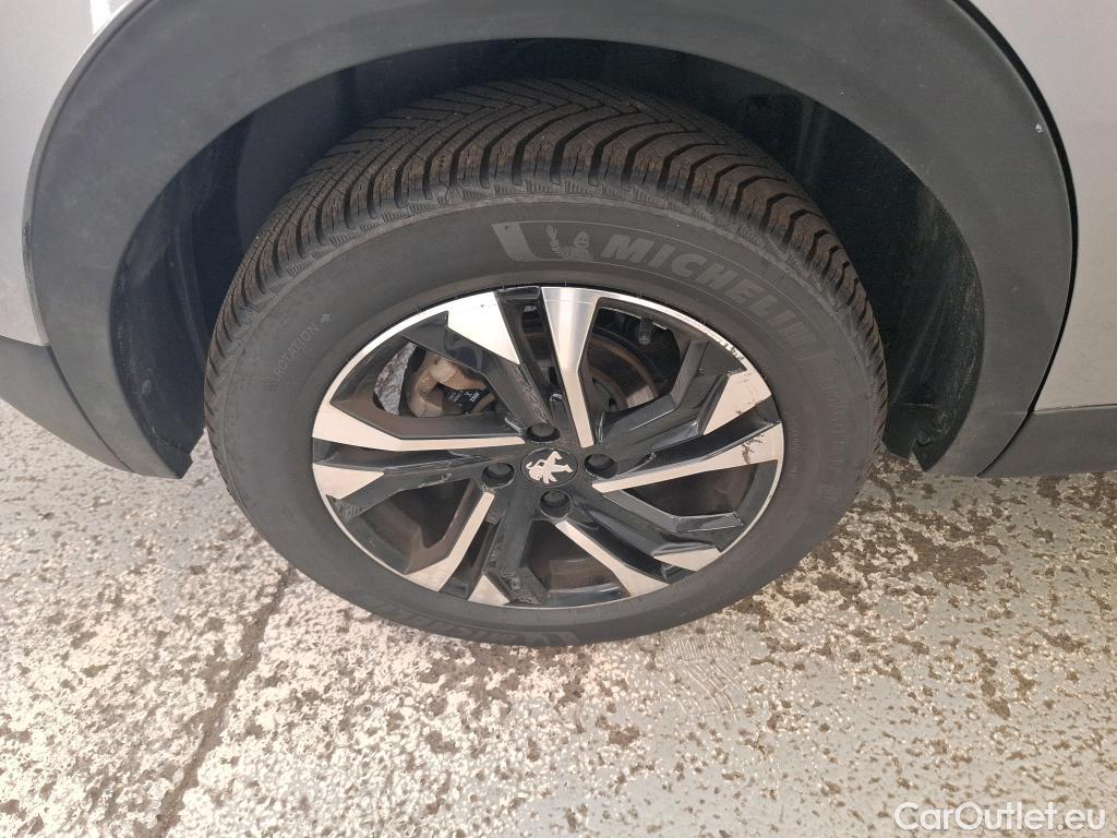  Peugeot  2008  Allure 1.2 PureTech 100CV BVM6 E6d #22