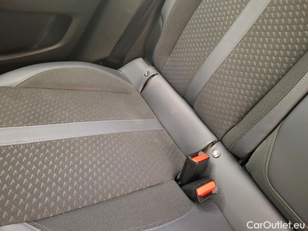  Peugeot  2008  Allure 1.2 PureTech 100CV BVM6 E6d #39