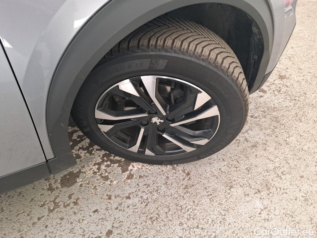  Peugeot  2008  Allure 1.2 PureTech 100CV BVM6 E6d #26