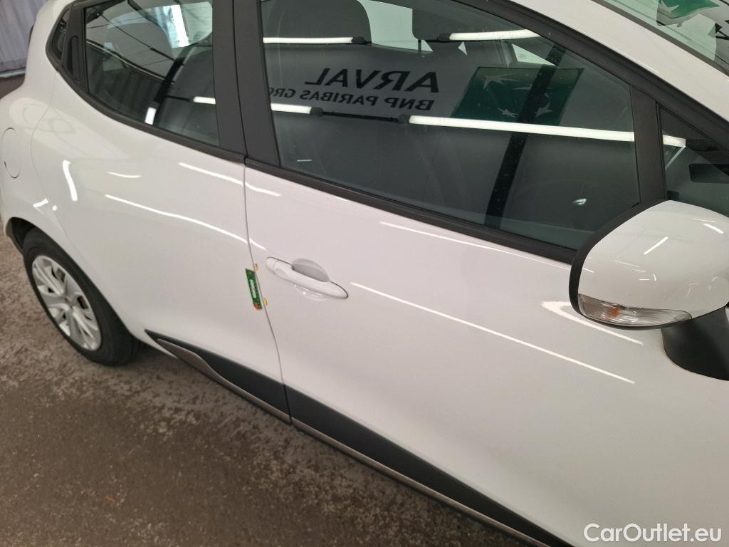  Renault  Clio  IV Trend 0.9 TCe 90CV BVM5 E6 #3