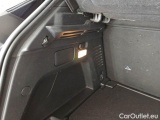  Peugeot  3008 PEUGEOT  / 2020 / 5P / SUV BLUEHDI 130 EAT8 SeS ACTIVE PACK #147